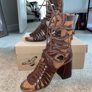 COPY - Brown straps heels, never been worn!